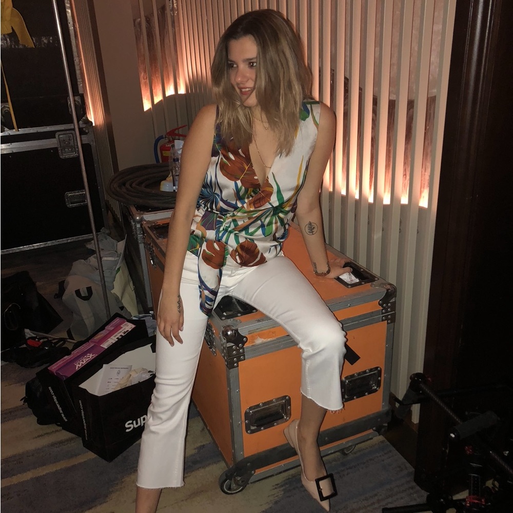 Flower satin top
